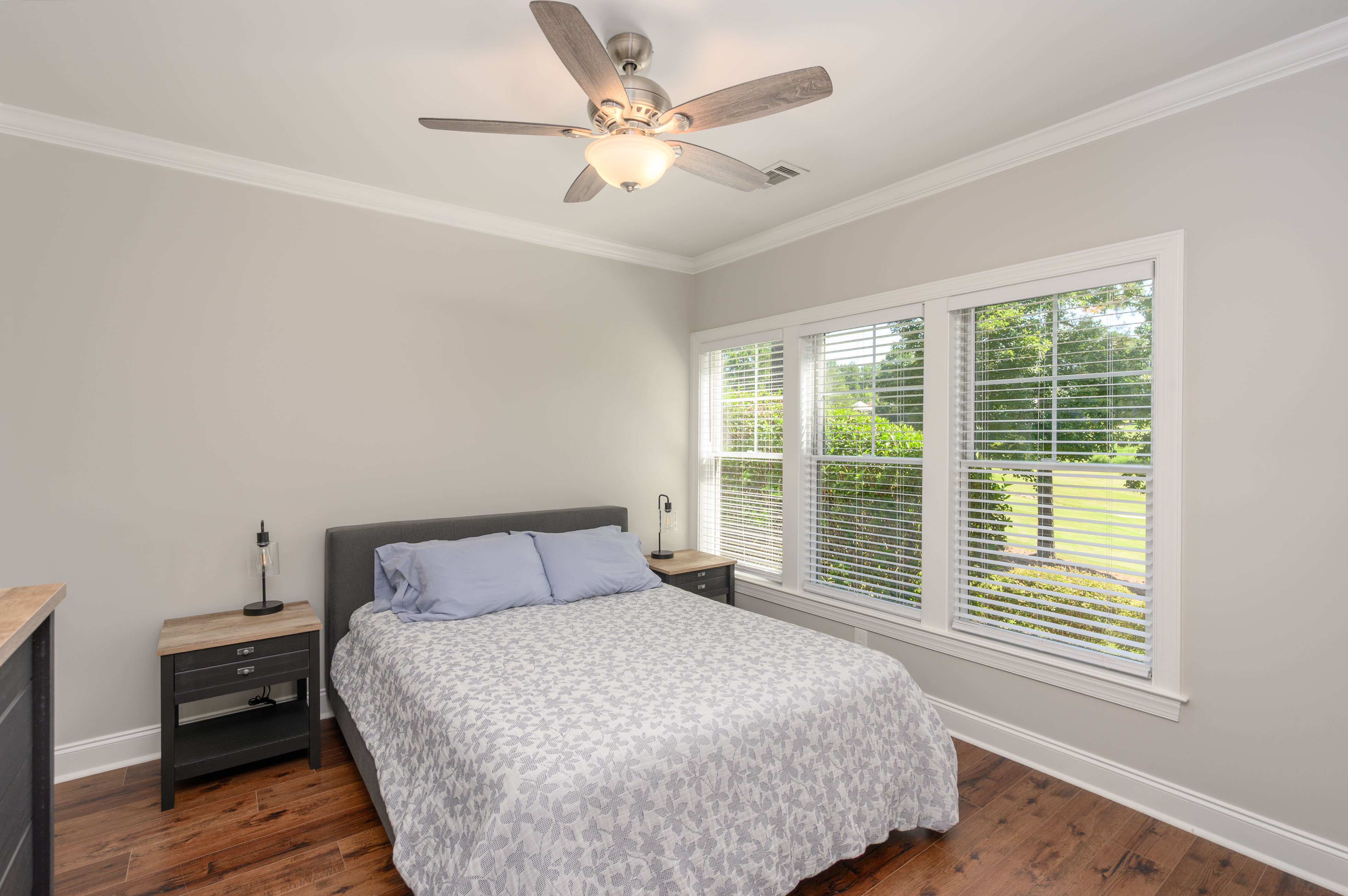 1100 Landing Drive image 27